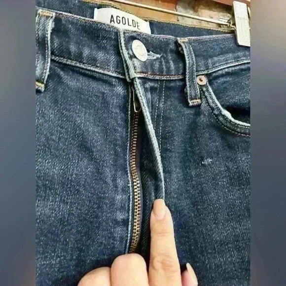 Agolde Dark Wash Jeans Size 26 - Picture 4 of 11